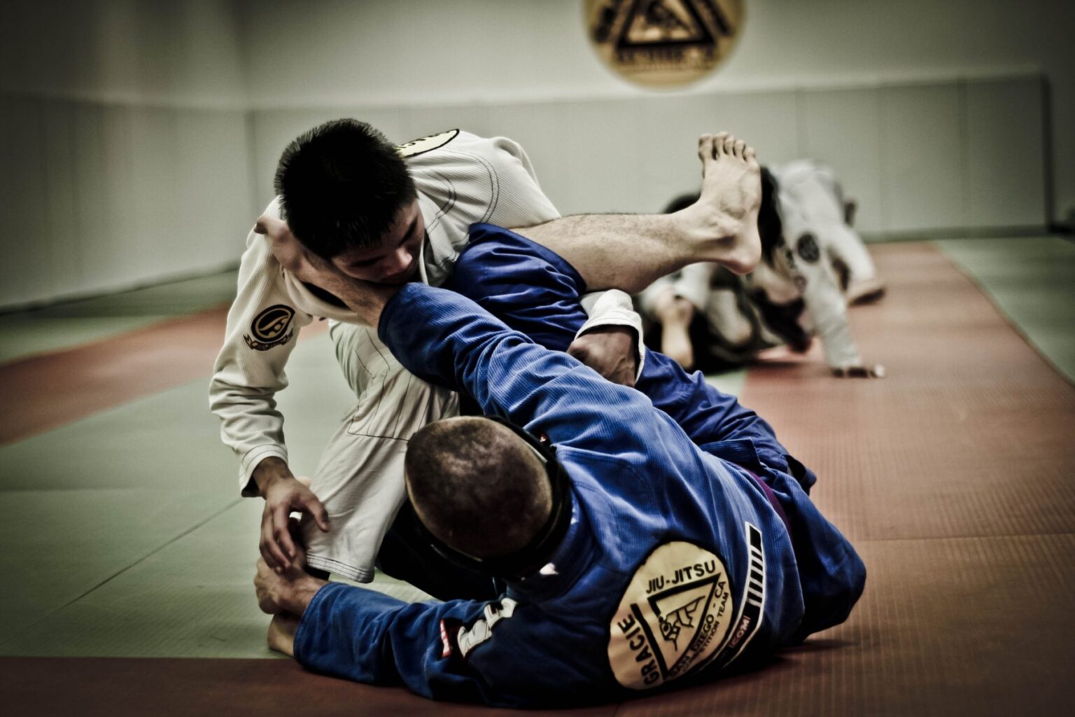 Treinador de jiu-jitsu e policial civil é preso em Manaus por suspeita de estupro de vulneráveis